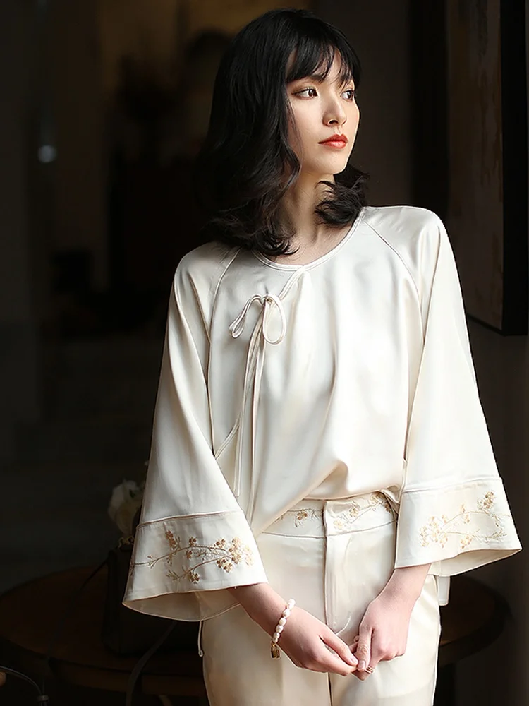 

Современный женский топ в стиле ханьфу из Цзяннань: повседневная нежность и традиционность в современном исполнении