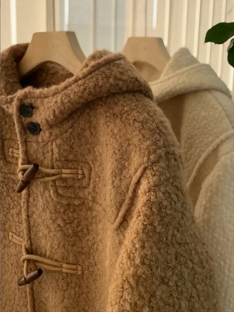 Advanced Brown Hooded Thick Coat For Women, 2026 Autumn And Winter New Style, This Year'S Popular Lamb Fur Coat
