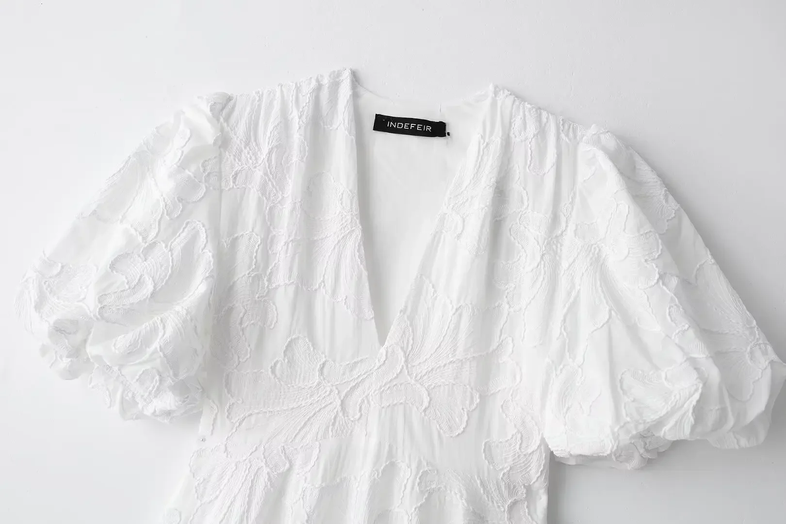 2024 New Women Fashion White Embroidery Short Sleeved Dress Female Summer Elegant V Neck Mini Dresses Beach Party Dress