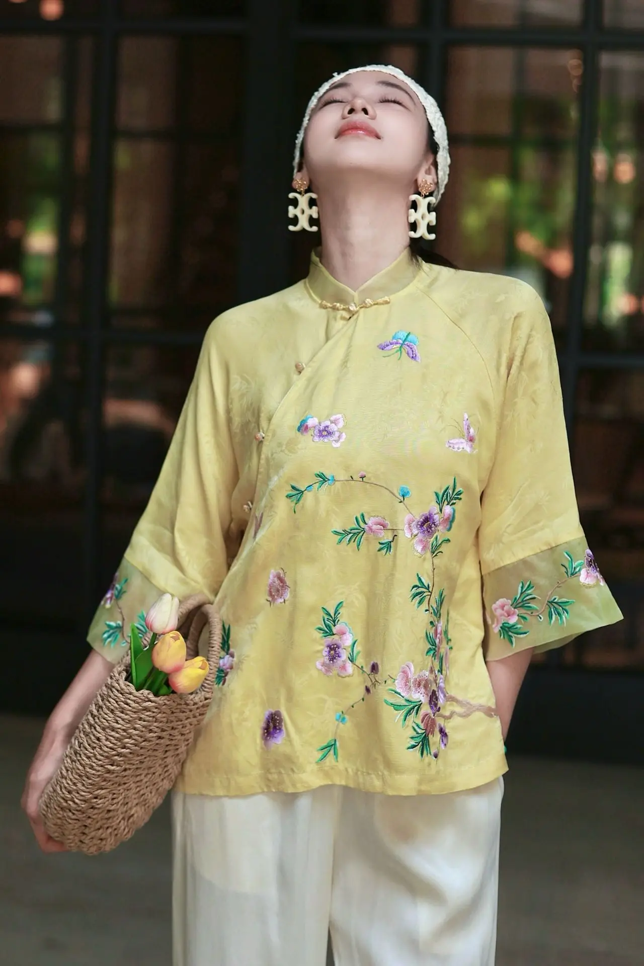 High-end Spring Summer Women Embroidery Top Elegant Lady Loose Coat Traditional Chinese Garments S-XXL