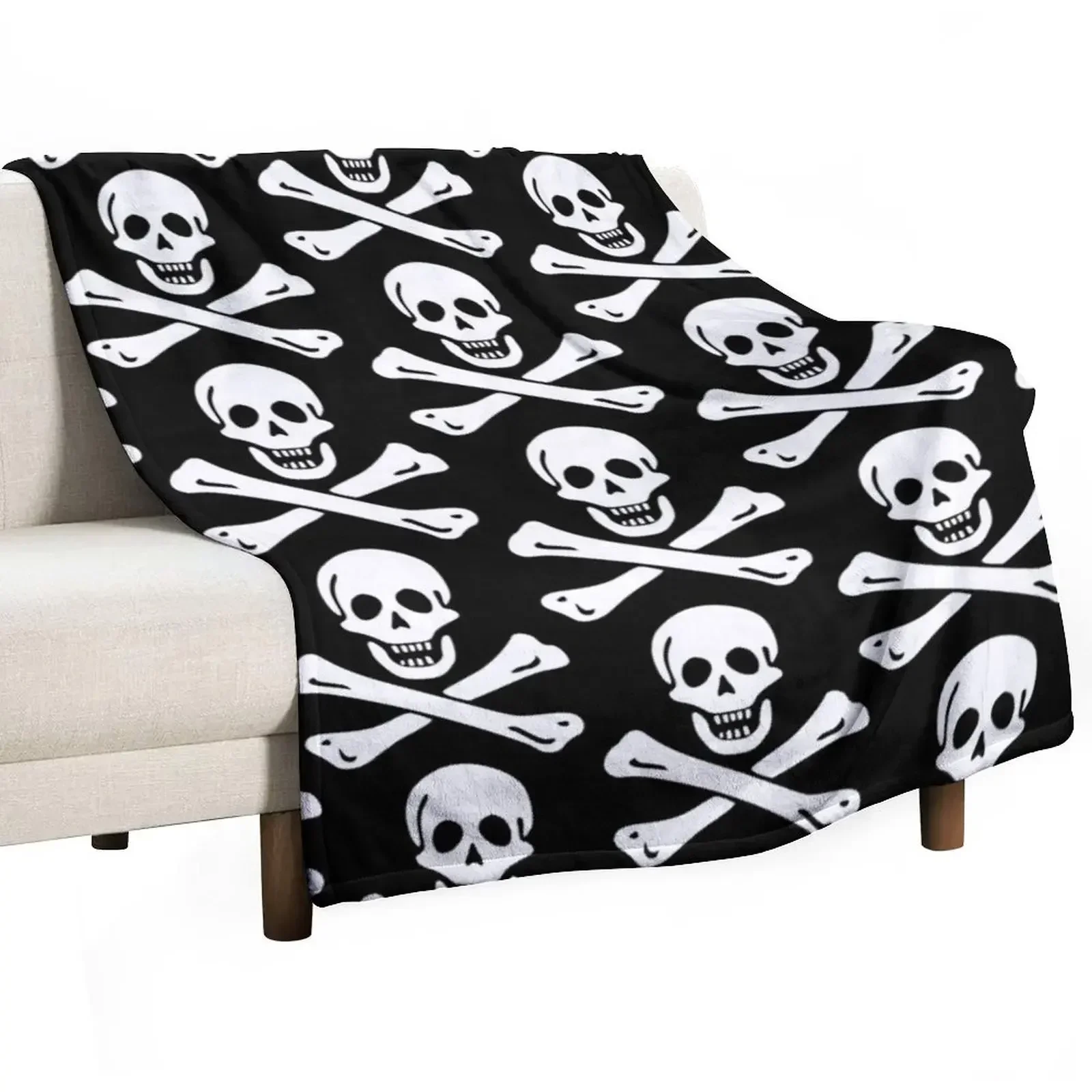 

Pirate jolly roger Throw Blanket Decorative Throw Blankets For Bed Flannel Fabric Shaggy Blankets