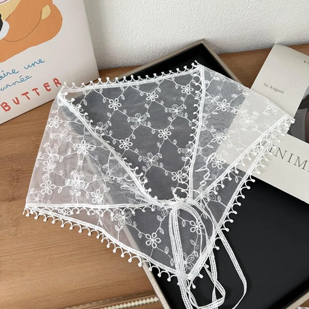 

Sweet Retro Lace Hair Scarf White Floral Headscarf Thin Style Breathable Triangle Scarf Women Accessories