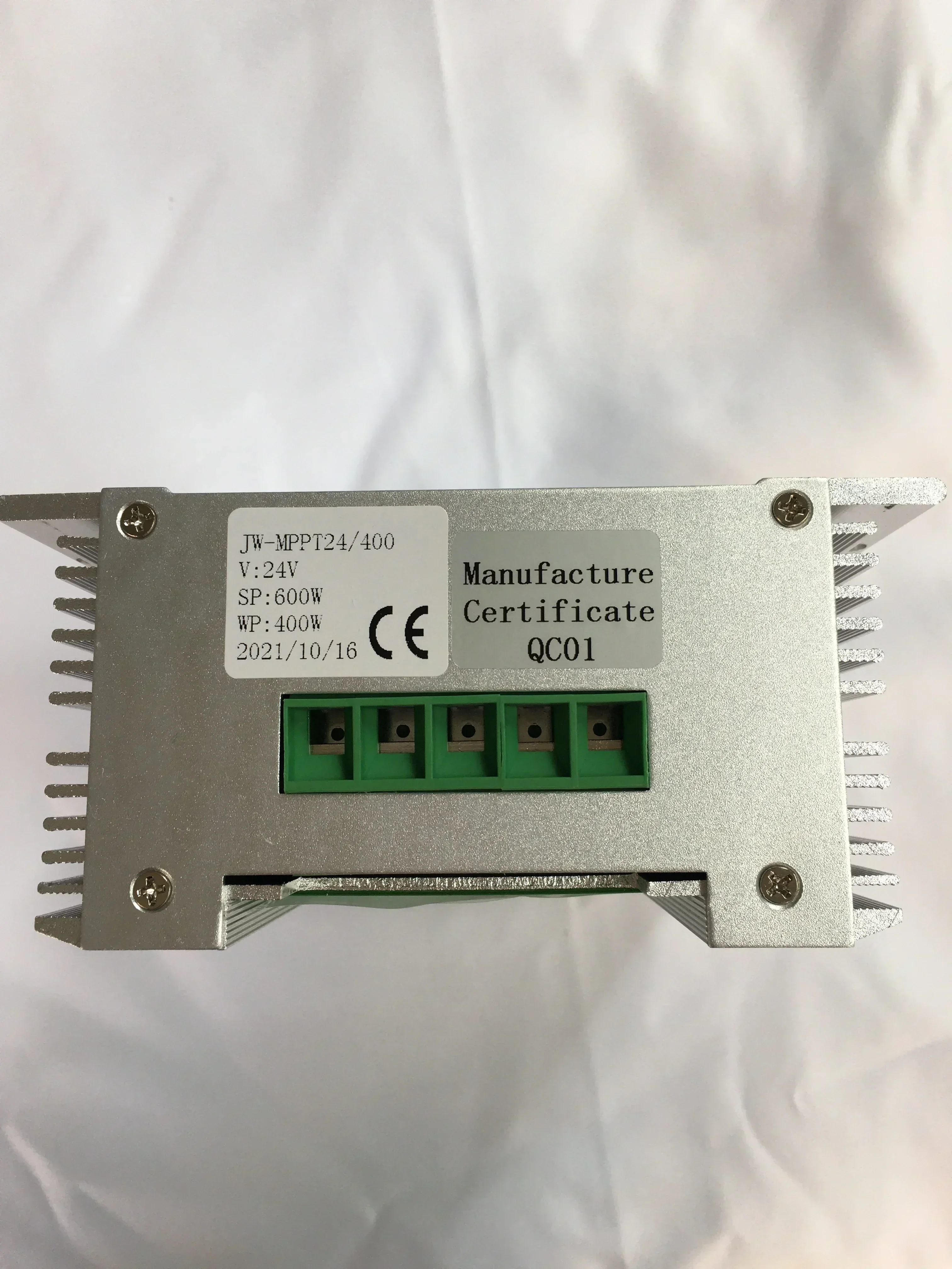 cross-bordercross-borderSUNFUTURE Perfect Mppt Wind Solar Hybrid Charge Controller 24V 500W 48V 1000W