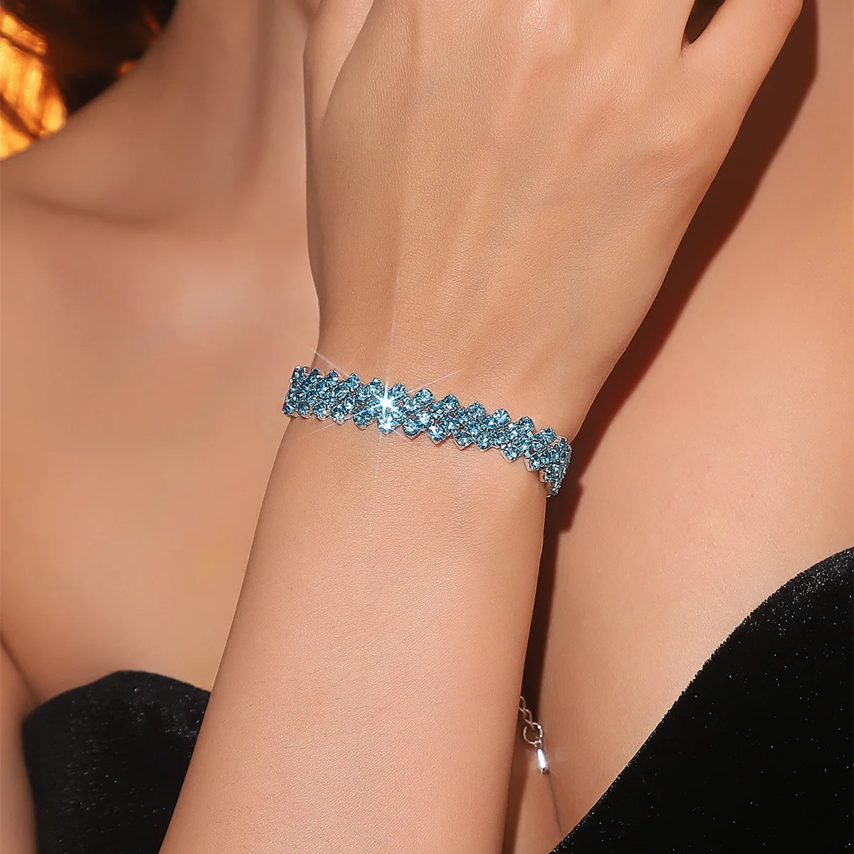  Sparkling Diamond Bracelet for Women Fashionable Geometric Rhombus Three-Way Water Diamond Bracelet Jewelry