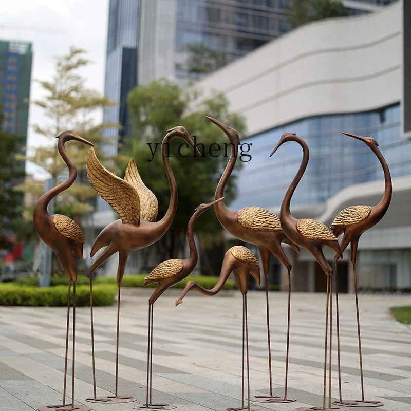 outdoor imitation copper crane ornament rockery pool red-crowned crane abstract animal landscaping ornament
