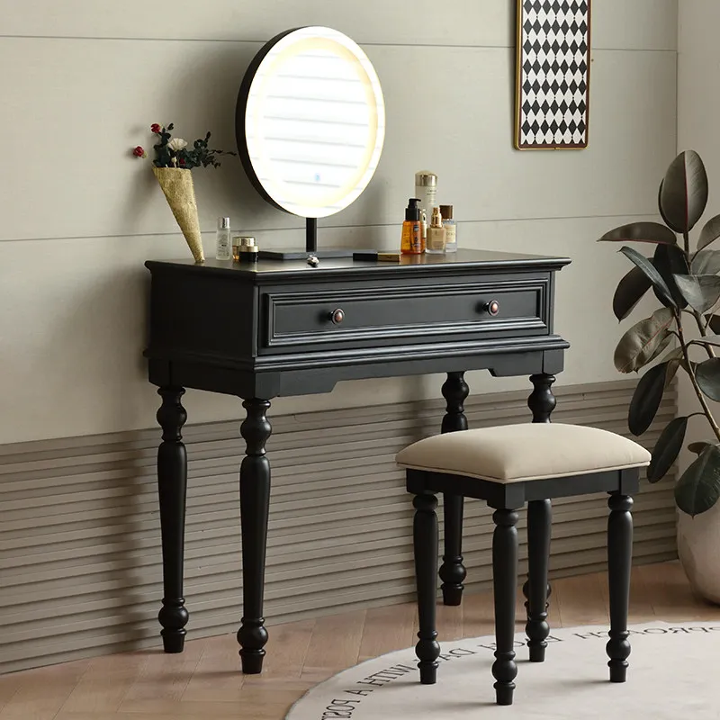 Bedroom Makeup Dres…