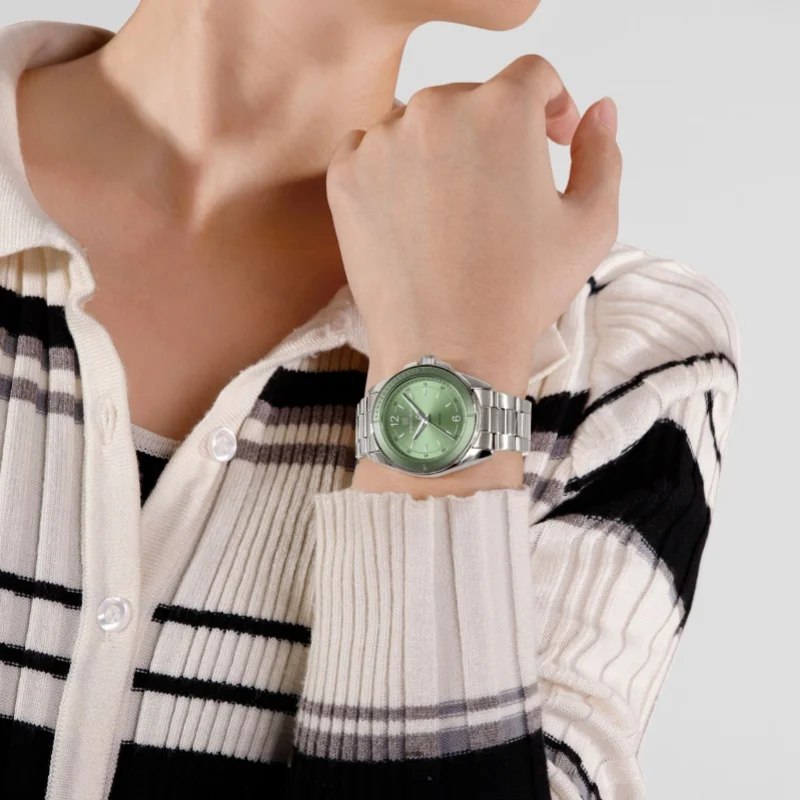 NAVIFORCE 5062 패션 여성 쿼츠 시계 캐주얼 손목 시계 방수 스테인레스 스틸 스트랩 간단한 숙녀 시계 reloj mujer