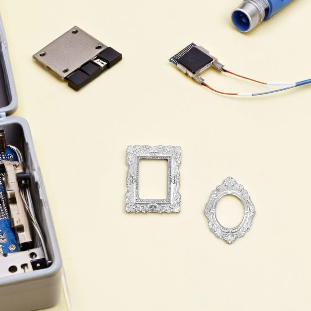 

30Pcs Miniature Resin Picture Frames Vintage Baroque Style for DIY Crafts Phone Case Ornaments Retro Phone Frame Decoration