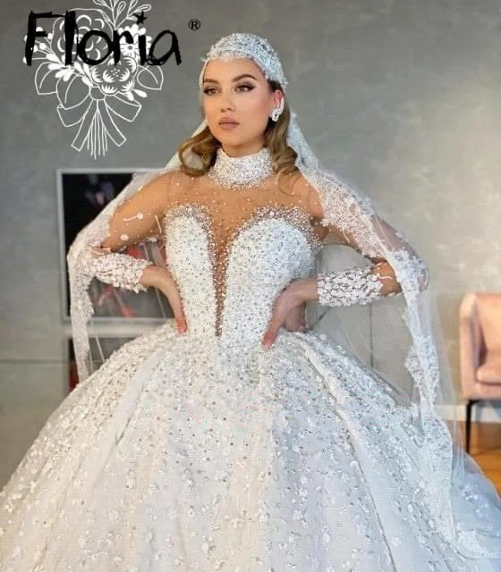 

Luxury Pearls Ball Gown Wedding Dress Bridal Robed Dubai Women Newest Formal Prom Party Gown Robe de Mariage Plus Size