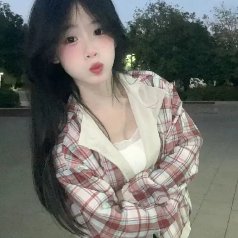 

Осенние женские куртки, свободные пальто, женские новые зимние теплые плюшевые куртки с карманами и капюшоном, уличная одежда, женская верхняя одежда, укороченное пальто