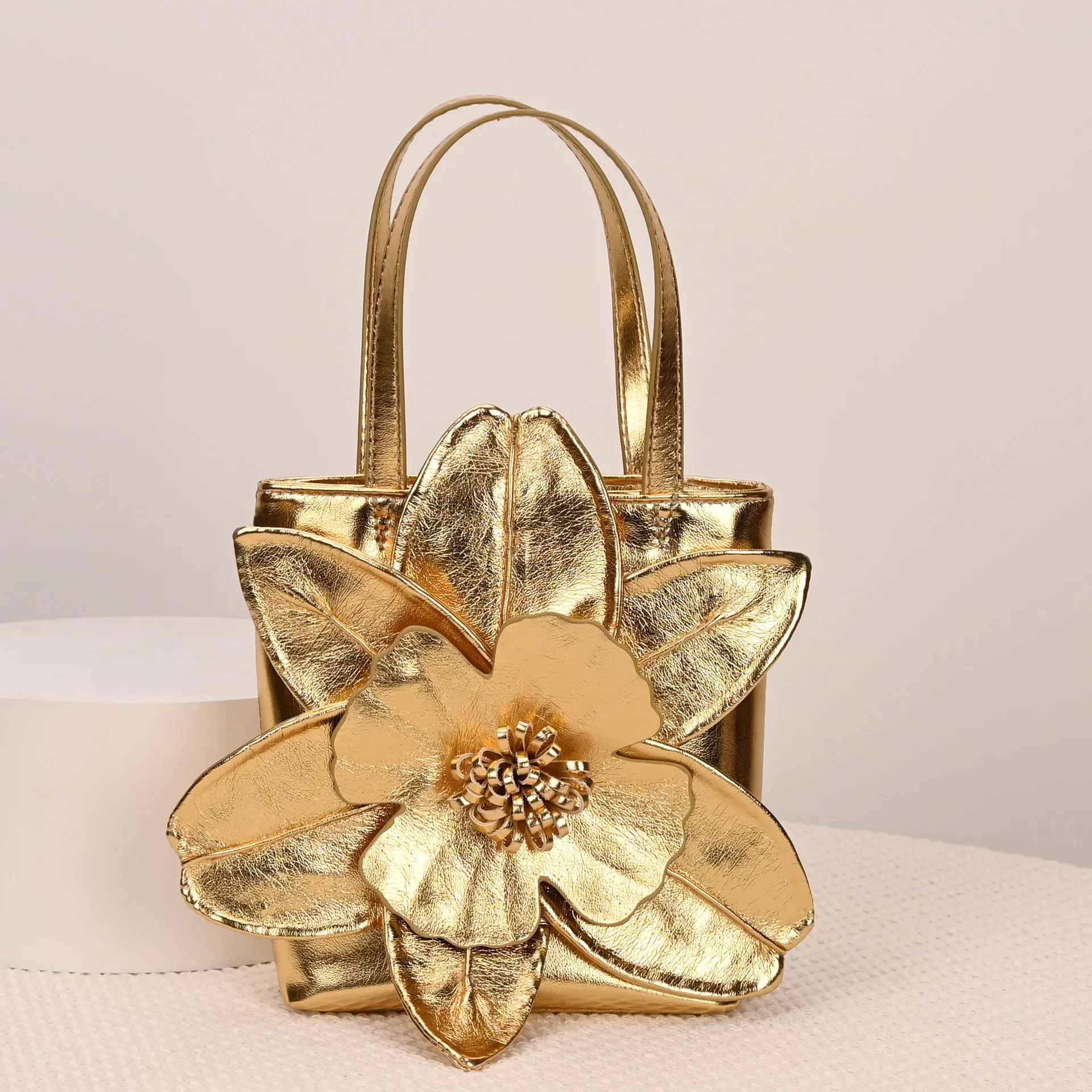 

New Chinese-Style 3D Floral Handbag Elegant Petal-Design Shoulder Bag, Crossbody Bag, Chain Strap Bag for Women