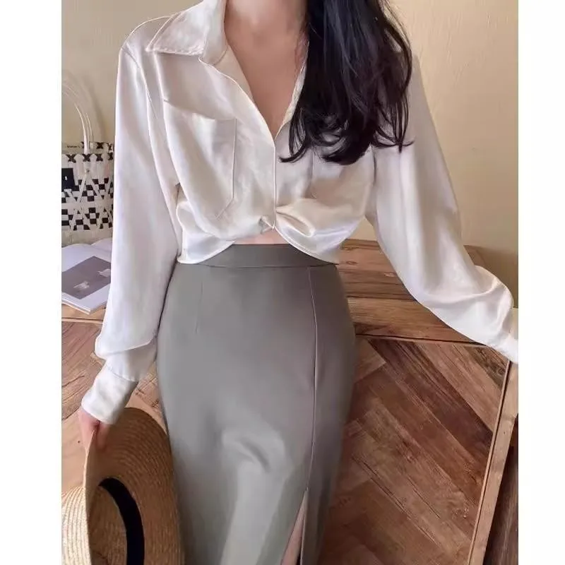 

Ele V-Ne Long Sve ort irt Women's Faionable Top Korean Sle Casual Wear Spring Autumn New Design