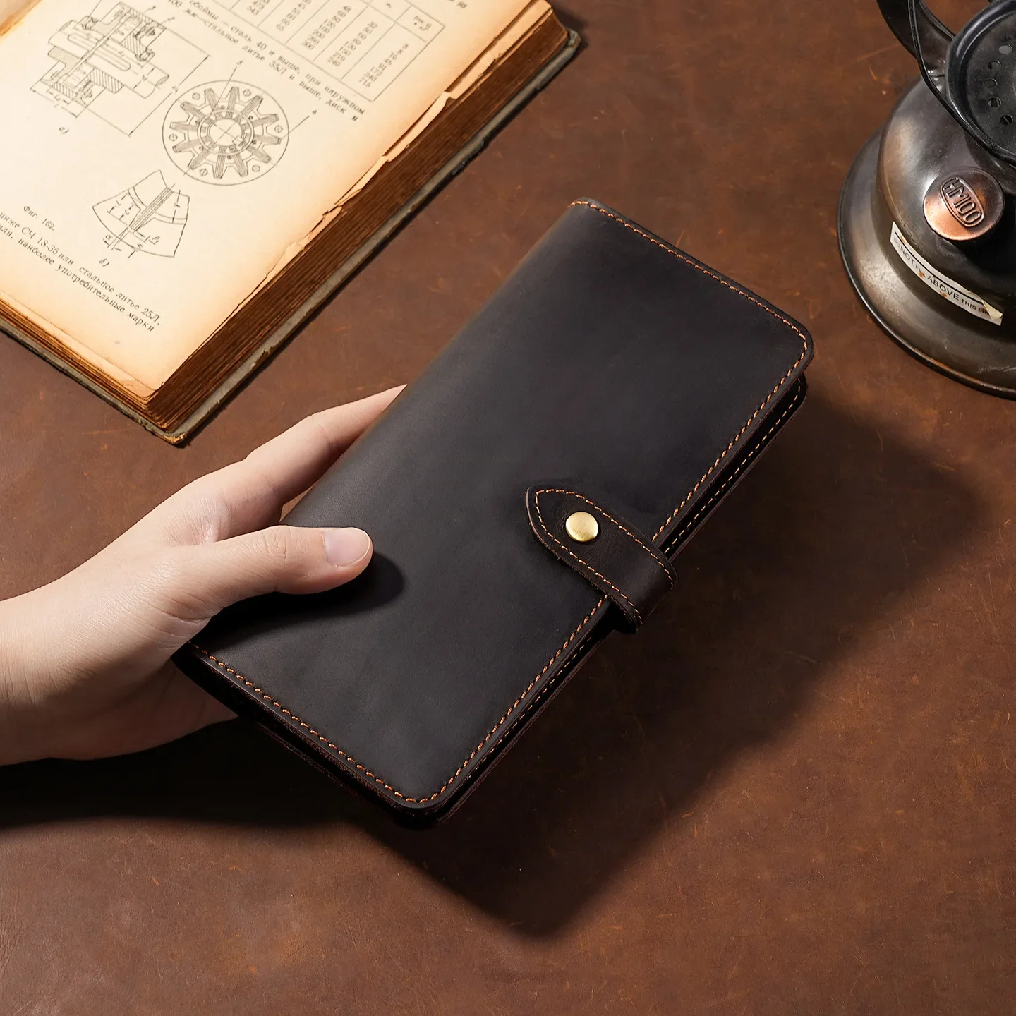 Men's Vintage Cowhide Long Wallet with Snap Closure + Multi-Card Slots High-Quality Cash Organizer for Business & Daily Use