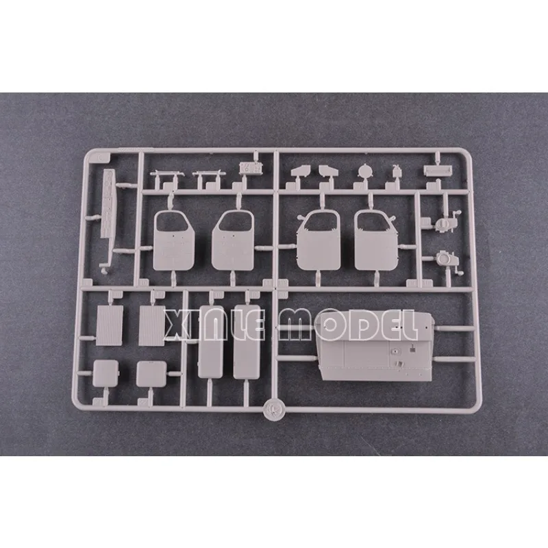 Trumpeter plastic assembly model kit 09569 P-40/1S12 Long Track S-band acquisition radar 1/35 - view 3