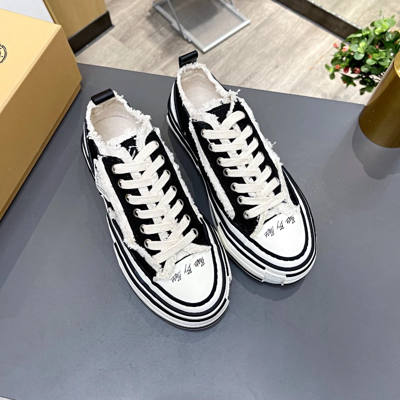 

Fashion Unisex Vulcanize Shoes Small Niche Design Thick Sole Versatile Canvas Sneakers Non Slip Comfortable Casual Plimsolls