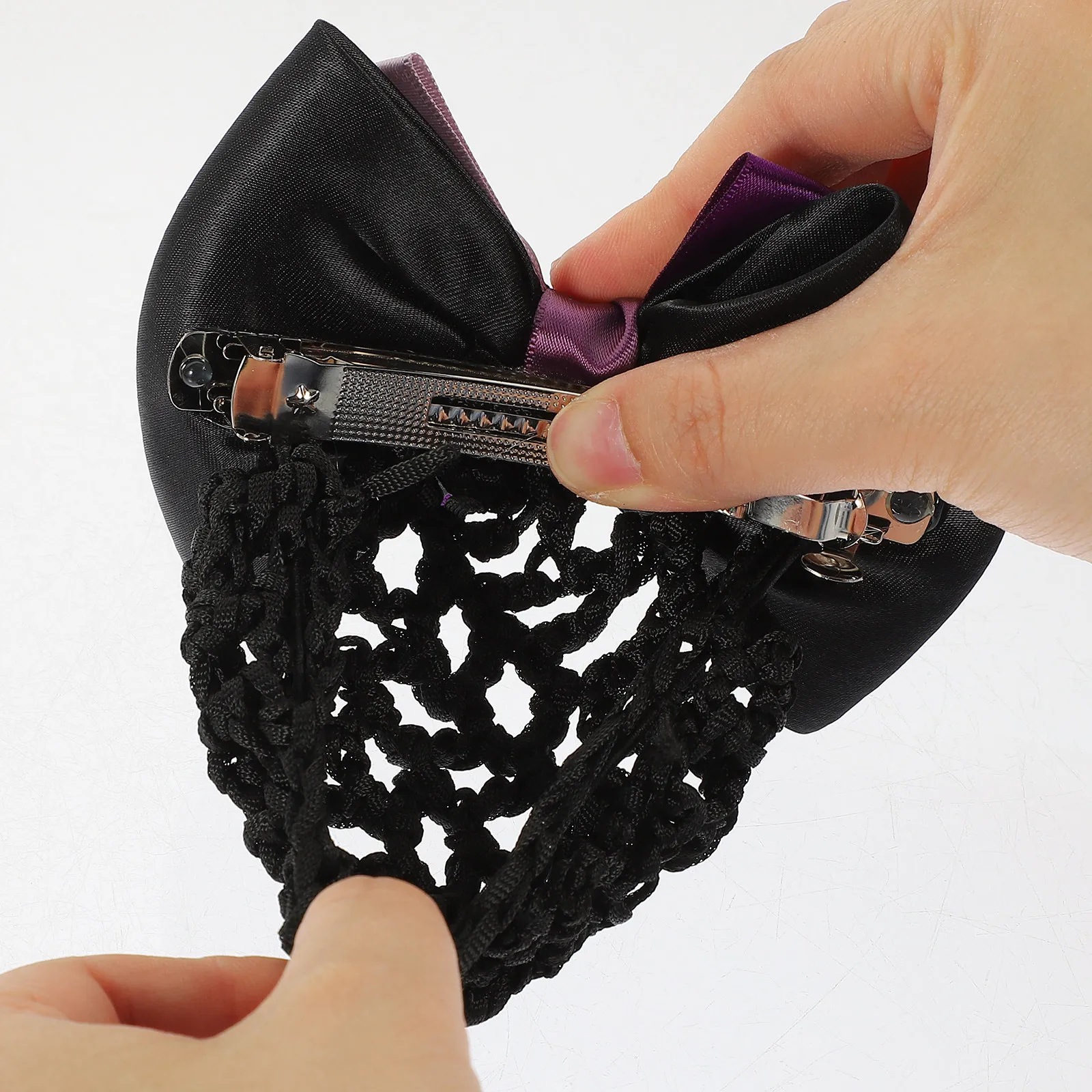 

Комплект из 2 трехслойных сеток для волос с бантом для женщин: элегантная сетка для пучка, тонкая сетка, надежная фиксация. Для танцев, медсестер, стюардесс, банковских работников, на каждый день.