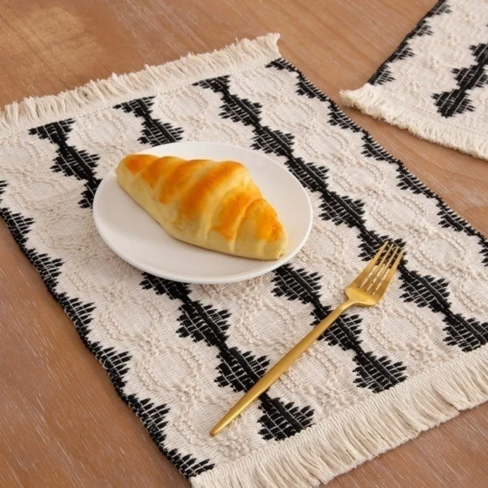 2pcs Modern Linen-cotton Placemats Handmade Tassel Farmhouse Heat Insulation Mat Double Color Splicing Tableware Mat