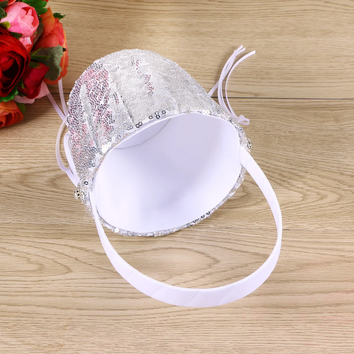 

Sequins Flower Girl Silver Ribbon Wedding Party Decor Basket White Wedding Basket For Flower Girl