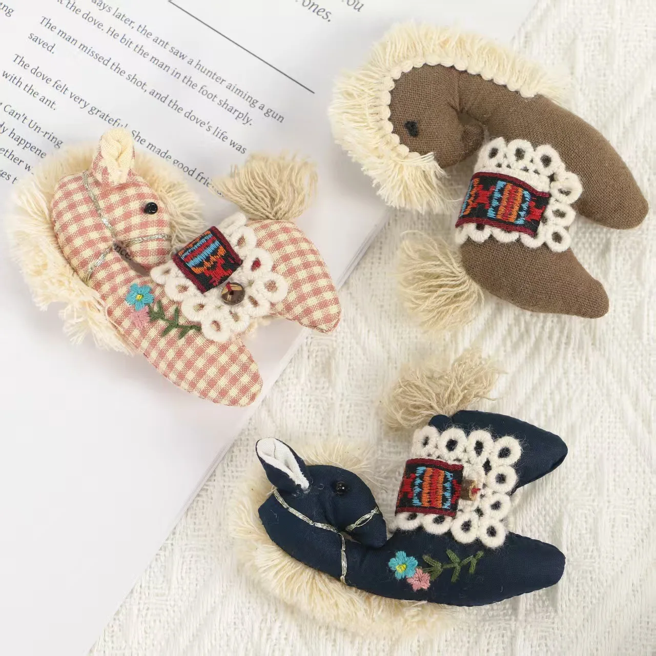 Thumbnail 3 - #24 Best Brooches & Lapel Pins to Buy In 2026