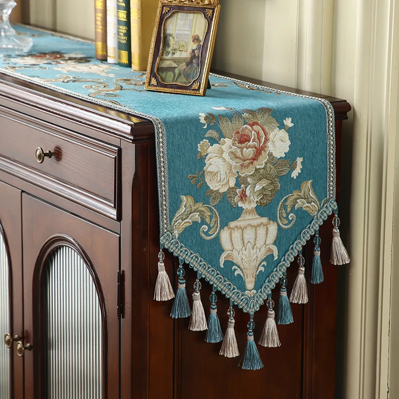 Dining Room Table Runner TV Cabinet Cover Towel Luxury Embroidery Fabric Coffee Table Runner Household Wedding Party Decoration