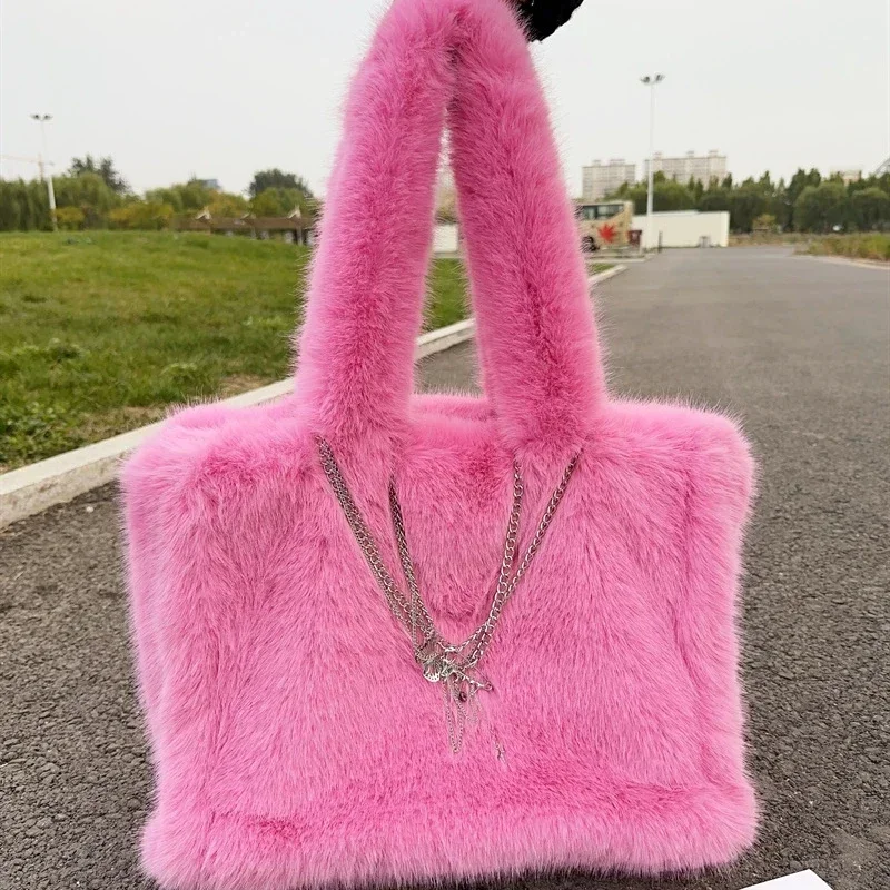 Solid Color Large Capacity Faux Fur Tote for Women 2023 Fashion Fluffy Artificial Fox Hair Plush Handbag Female Shoulder Shopper