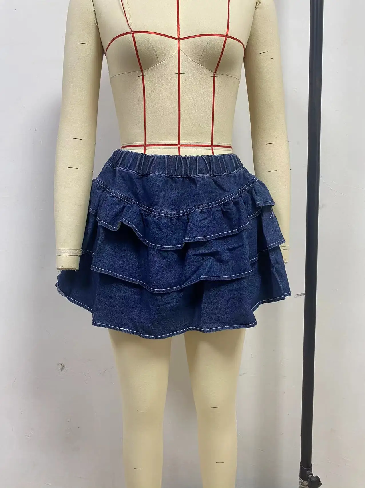 Spódnice dżinsowe dla kobiet Streetwear Mini spódniczka wielowarstwowa w pasie sprana kobieta seksowna linia 2025 lato Vintage w trudnej sytuacji