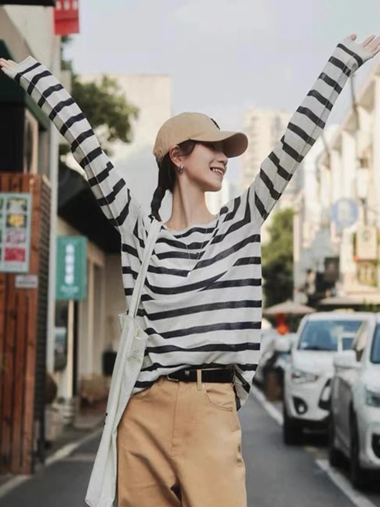 Women Casual Long Sleeve T-Shirts Spring Summer Black and White Color Scheme Pullovers Tees Shirts Female Sunscreen Streetwear
