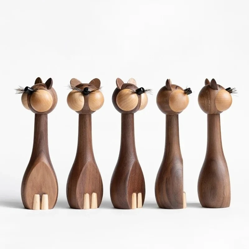 Suitable for Kittens, Ornaments, Solid Wood Craft Jewelry, Animal Dolls, Personalized Gifts