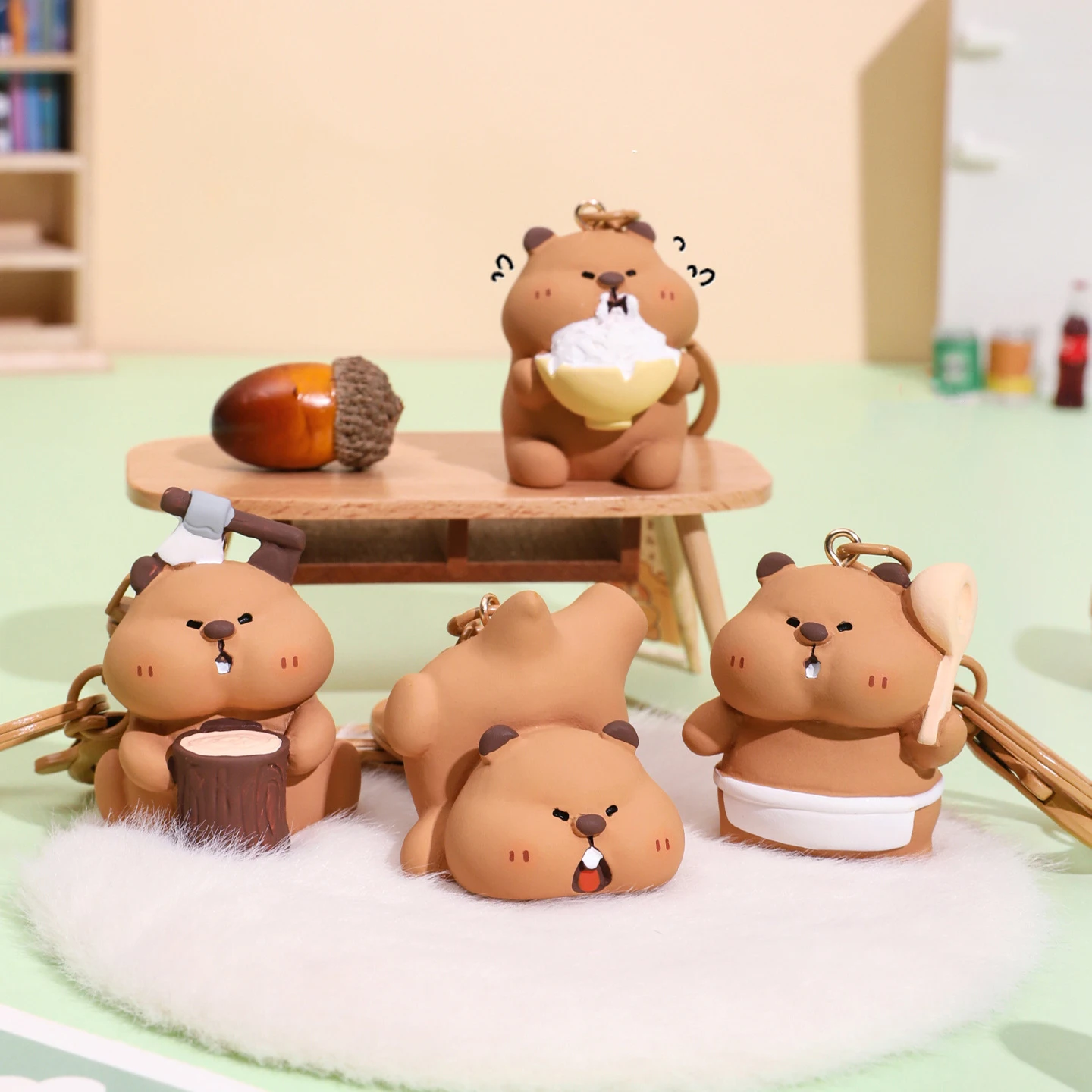 Cartoon Earthy Fat Cute Fierce Eating Rice Groundhog Keychain Lovely Lumberjack Scream Mouse Capybara Doll Kids Toy Key Chains