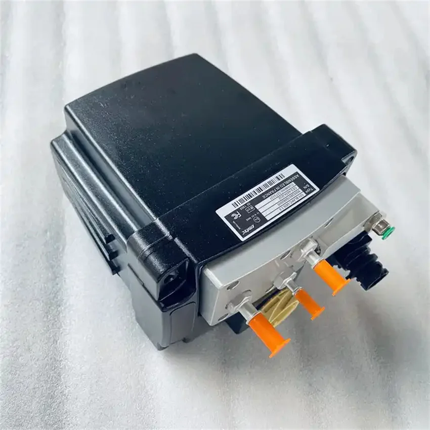 

Насос мочевины 12 В в сборе 5273337 Дозирующий насос AdBlue Дозатор мочевины Инъекционный насос