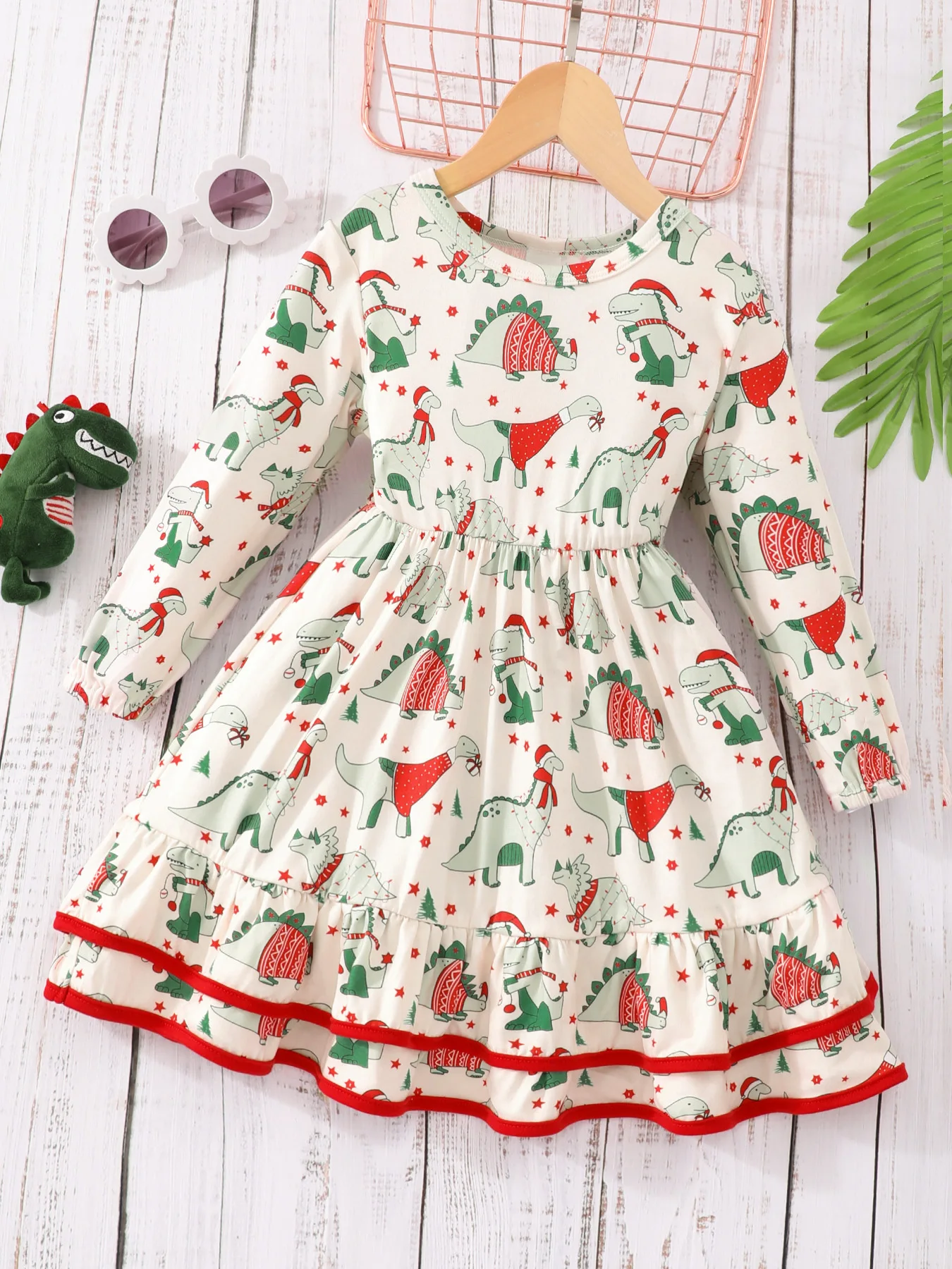 Girls\' and children\'s long sleeved printed cake dress casual dress