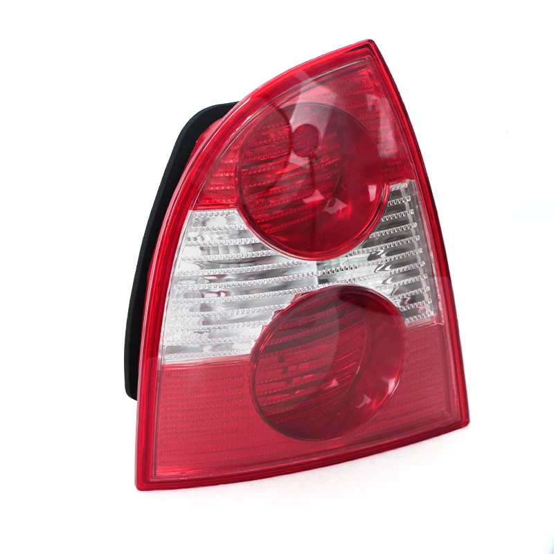 Rear Bumper Tail Light For Volkswagen VW Passat B5 Sedan 2000 2001-2004 3B5945095AE 3B5945096AE Brake Lamp Tail Light Assembly