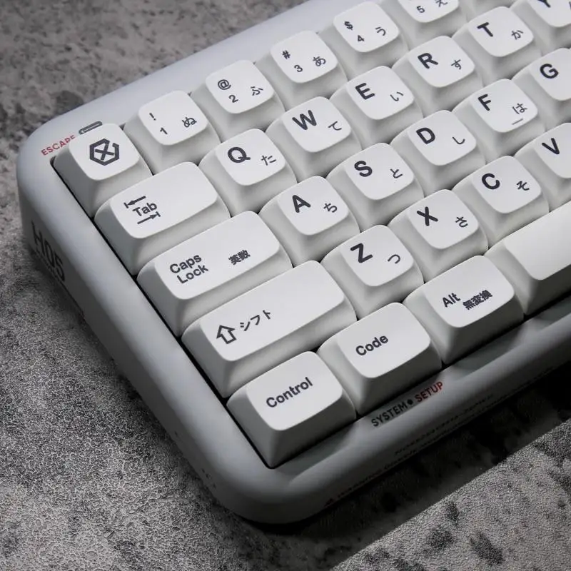 

Minimalist white keycaps similar to Pbt thermal sublimation highly concise Japanese-English mechanical keyboard keycaps