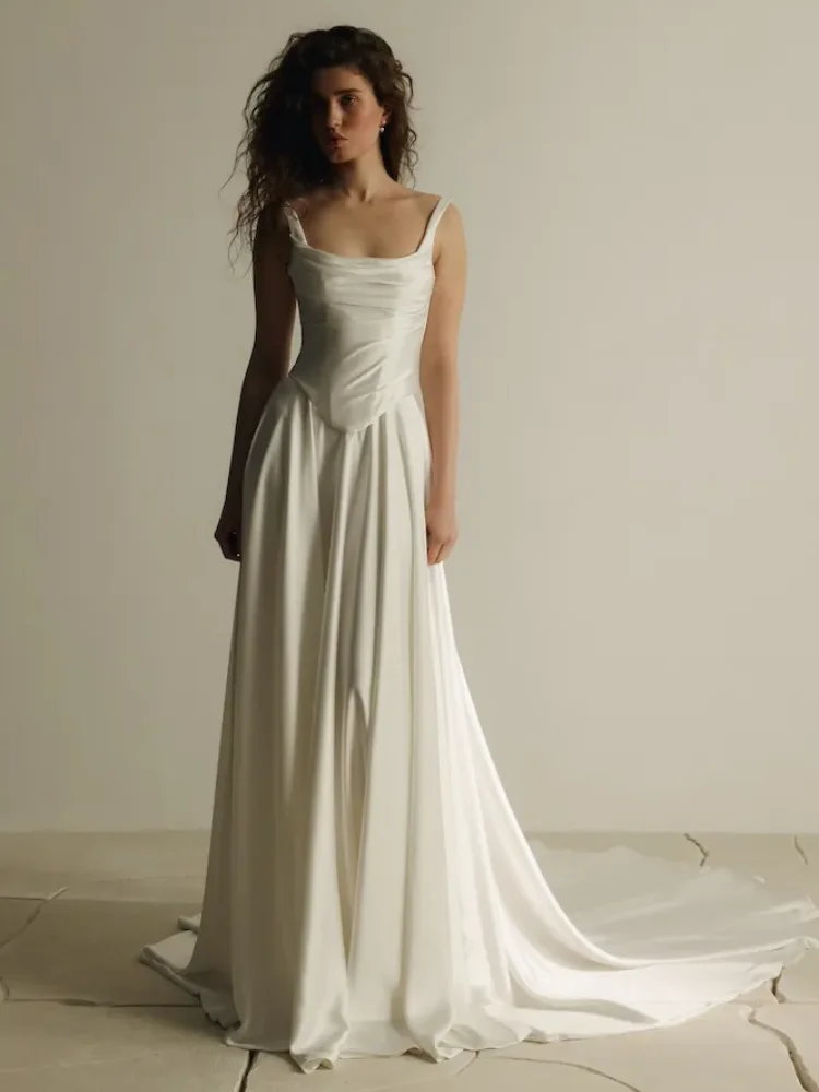 A-Line Simple Spaghetti Strap Wedding Dresses Sleeveless Satin Long Pleat Elegant Brides Gown Custom Made 2026 Vestido De Novia