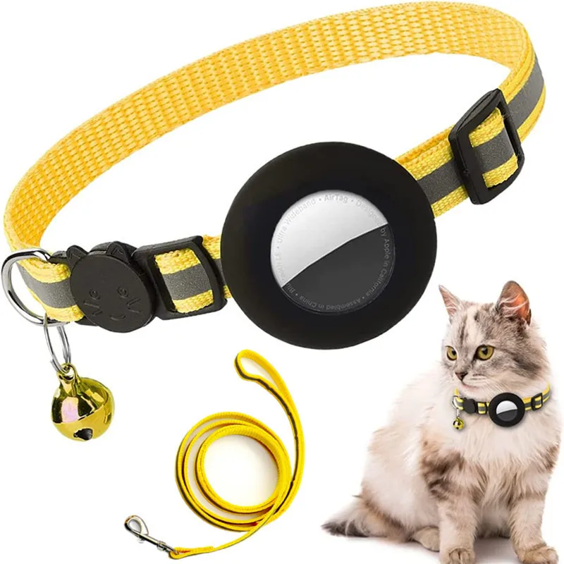 

Soft Durable Airtag Cat Collar & Pet Leash Set with Reflective Bell Buckle Closure for All Seasons