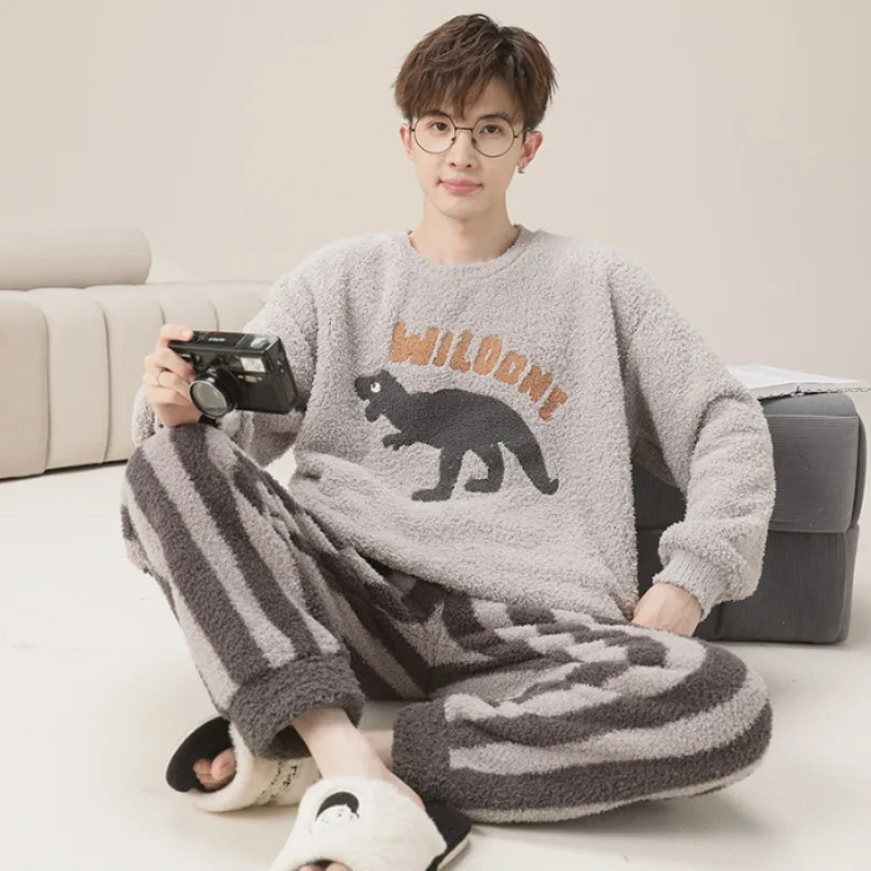 حجم كبير بيجامة شتوية الرجال الشتاء سميكة المرجان الصوف الدافئة ملابس خاصة الكورية الشباب الكرتون المتسكعون الفانيلا قطعتين مجموعة #4