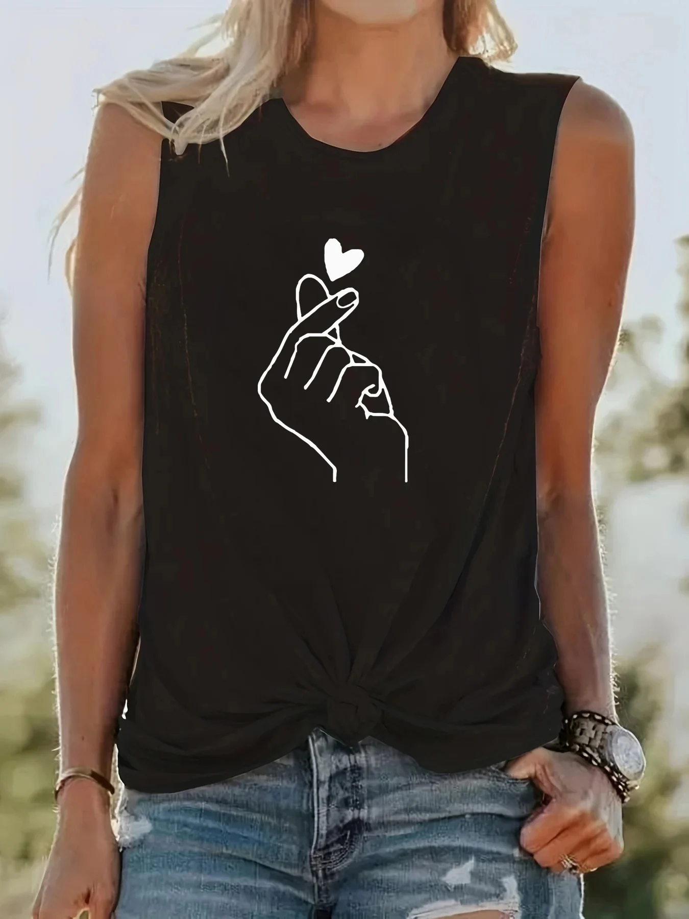 

Pop Women's Comfortable Breathable Casual Summer Casual Loose Size Hand Heart Gesture Printed Round Neck Sleeveless Tank Top T-s