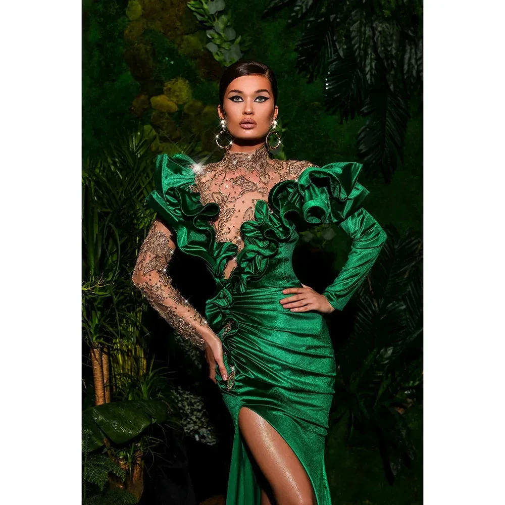 

Fashionable and Sexy Mermaid Long Dress One Shoulder Sleeve High Slit Emerald Green Crystal Ruffle Formal Evening Dress 2024