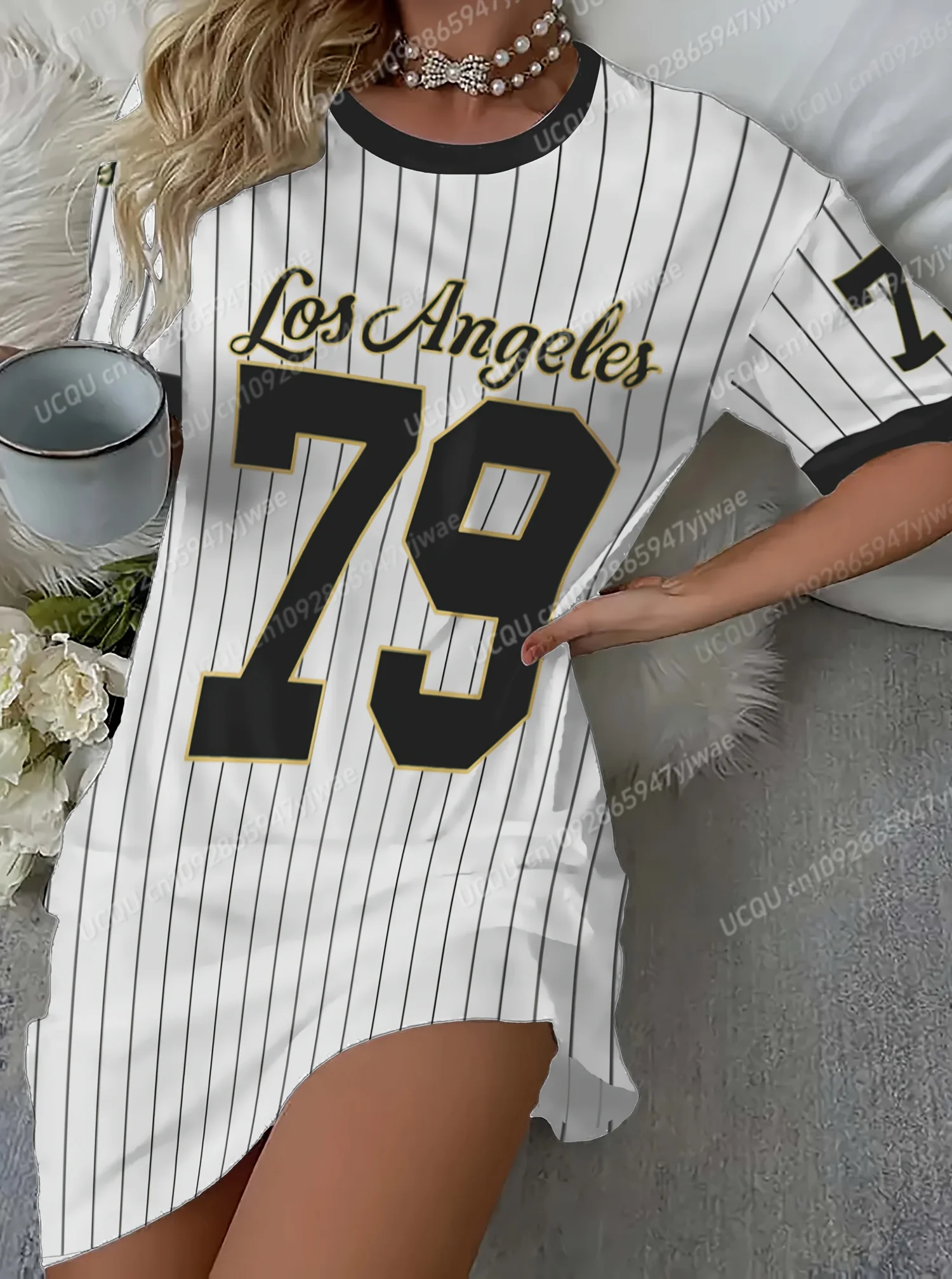 ฤดูร้อนผู้หญิงโพลีเอสเตอร์เสื้อยืดหลวมสบายๆ LOS ANGELES พิมพ์ O-คอเลดี้เสื้อแขนสั้นผู้หญิงเสื้อผ้า