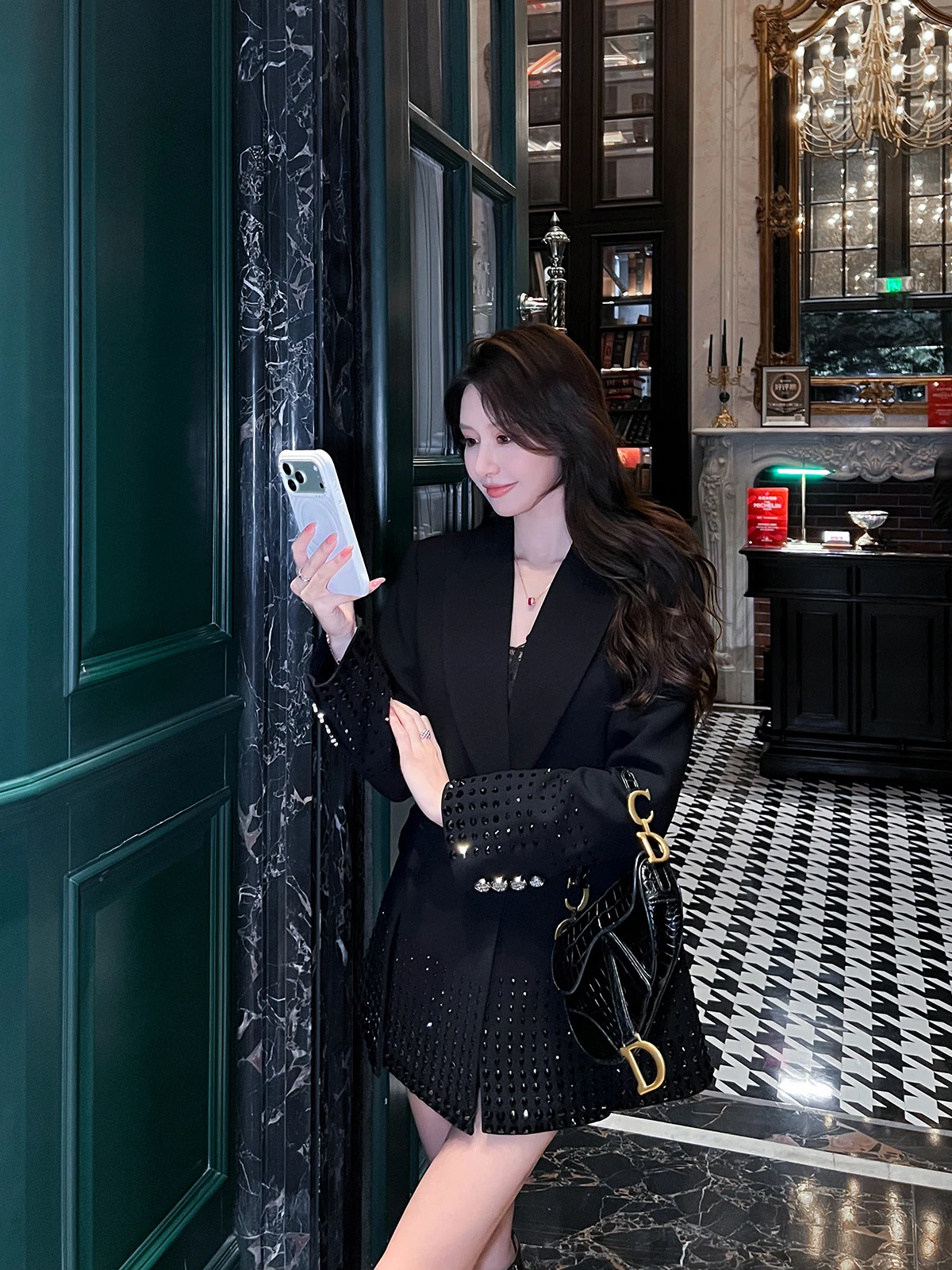 

Elegant Diamond Embellished Women's Suit Jacket Slimming Luxury Design Commute Style Polyester Fiber Long Sleeve Formal Wear