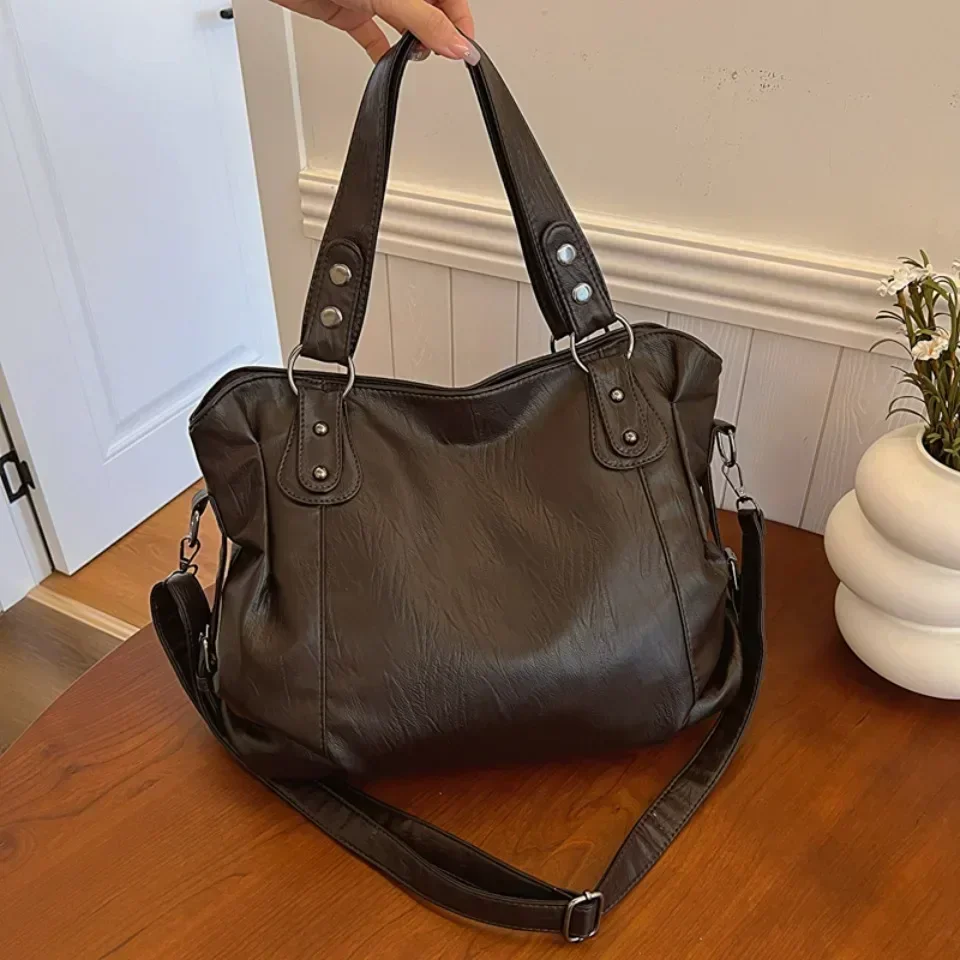 

Classy Soft Leather Large Women's Shoulder Bags High Capacity Shoulder Bag Fashion Female Commuter Bag Big Shopper Tote Handbag