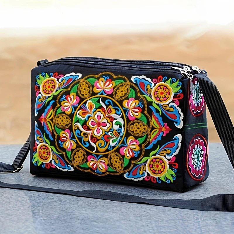 Women\'s Embroidered Flowers Nylon Crossbody Bag Ladies Luxury Large Capacity Travel Shoulder Bags