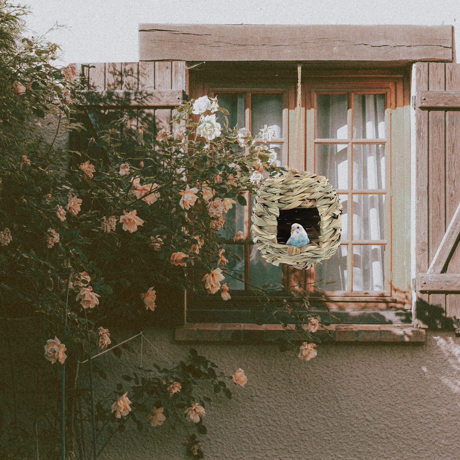 

Straw Woven Bird Nest Natural Hanging Bird Garden Decoration Lightweight Portable Breeding Nest Straw Woven