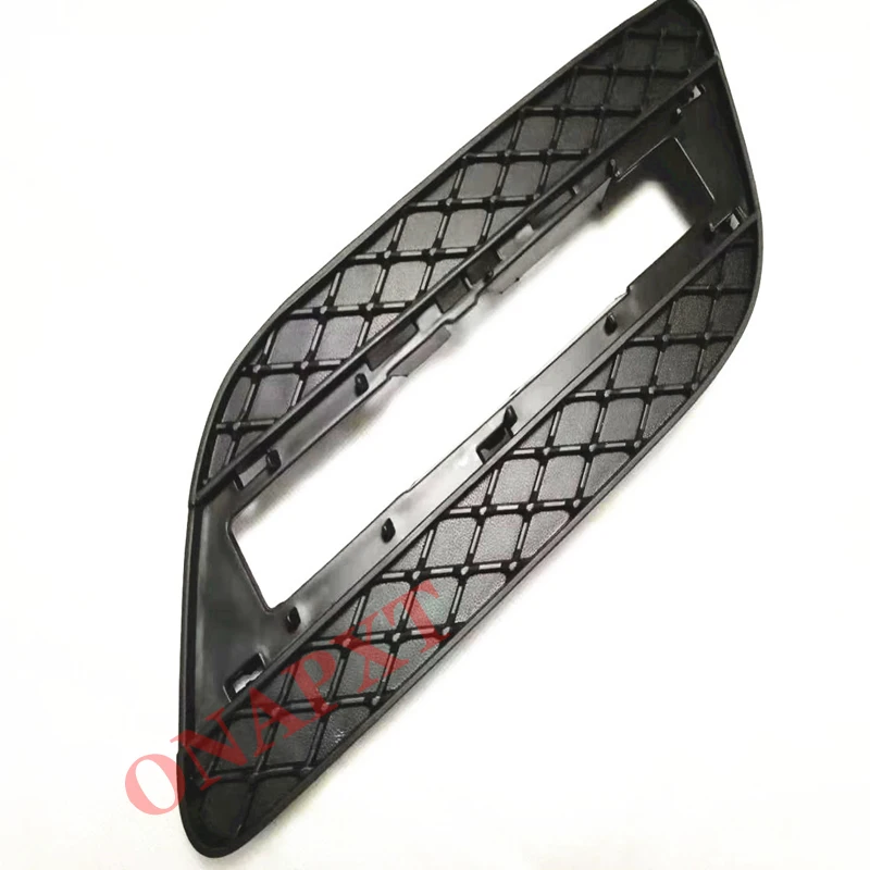 

Bright Strip Decorative Strip For Mercedes-Benz ML W166 2012-2014 Front Bumper Fog Light Frame Plating Strip