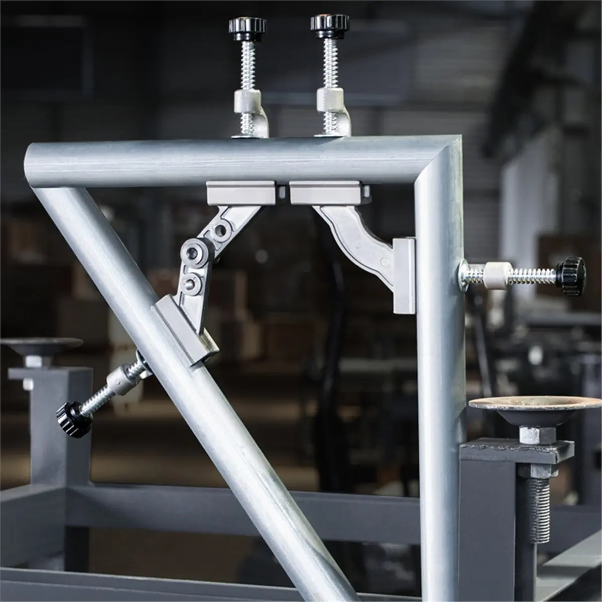 Homegood 10-180° Adjustable Tube Welding Holder, Quick Release Right Angle Corner Pipe Alignment Clamp, 100mm Opening