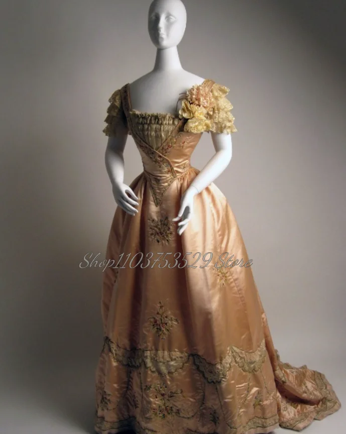 

Классические золотые готические платья для выпускного вечера, средневековые винтажные плиссированные кружевные платья с короткими рукавами 2024, пышные маскарадные платья с вышивкой по индивидуальному заказу