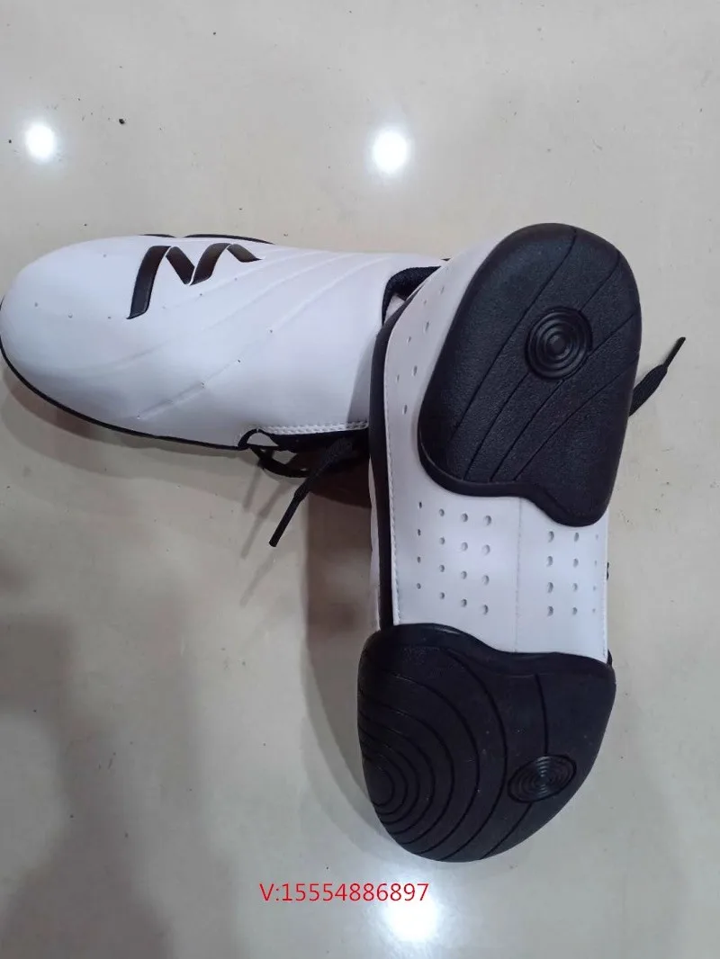 

Новая высококачественная легкая противоскользящая дышащая обувь для боевых искусств, прочная, прочная спортивная обувь с сильной тягой, отличная