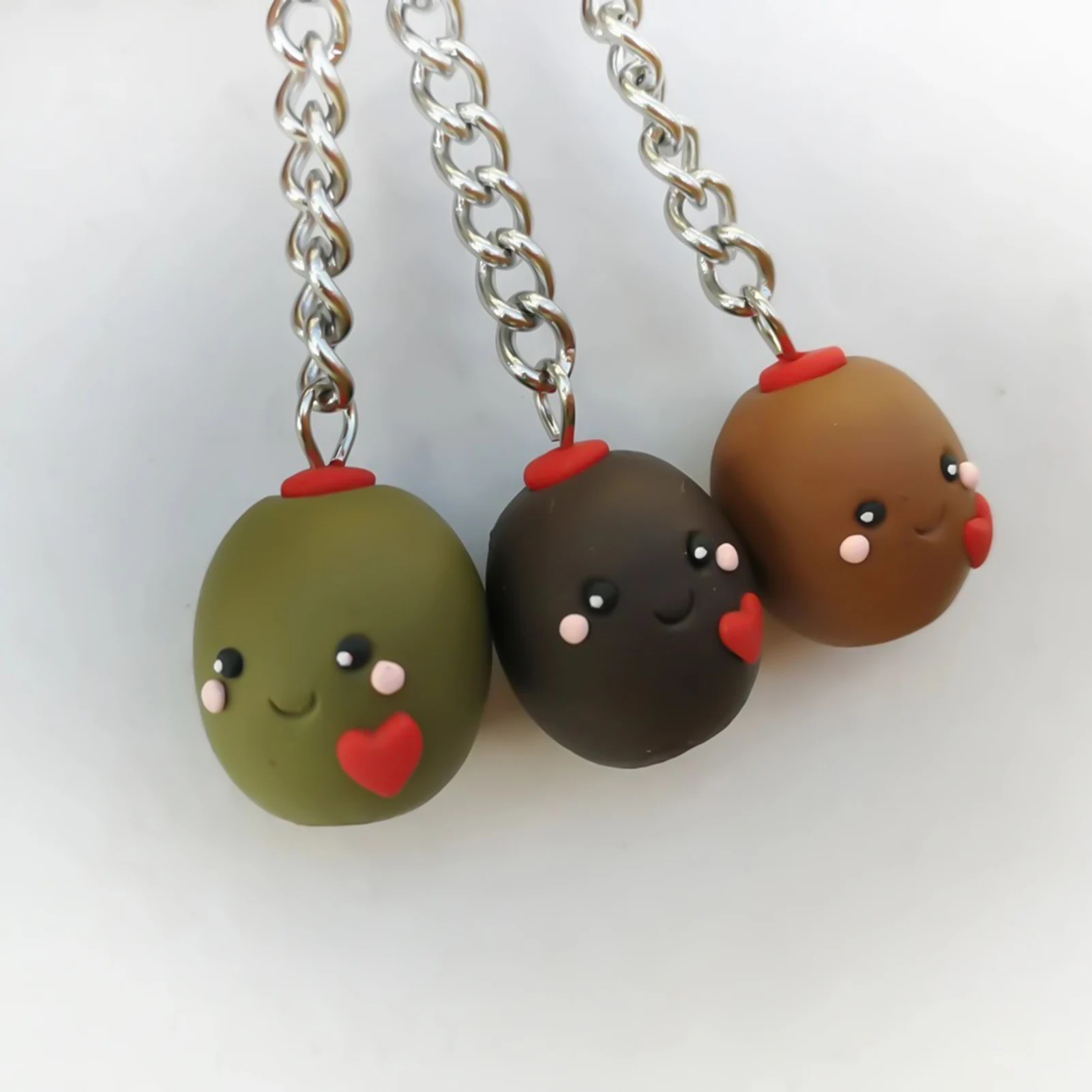 Mini Funny Olive Keychain Creative Backpack Decorative Pendant Valentines Olive Couple Keychain for Bag Key Decor Birthday Gifts