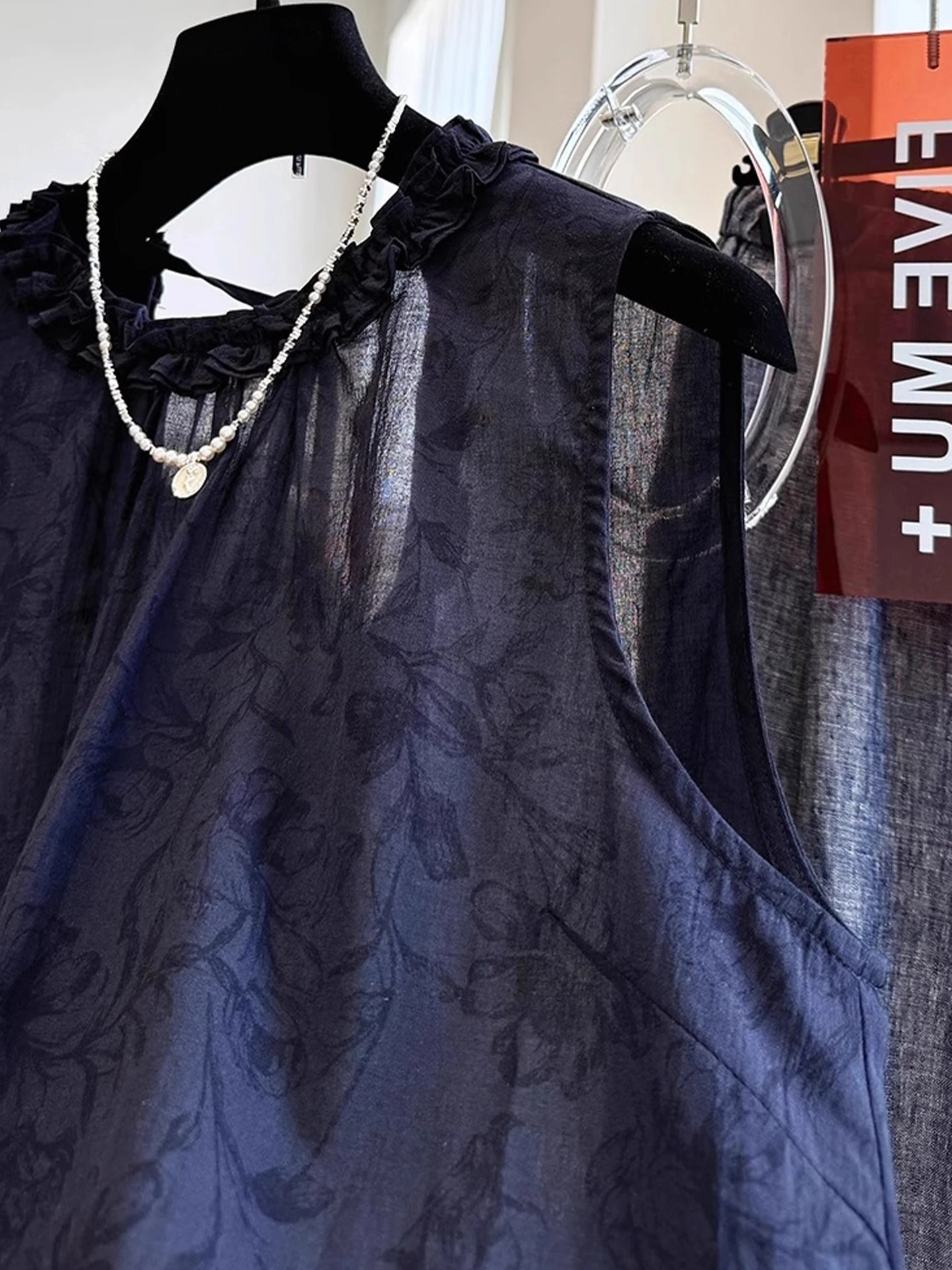 Casual bloemenborduurwerk Svel irt dames overhead top luxe lichtgewicht zomervest Koreaanse Sle straight cut zijde