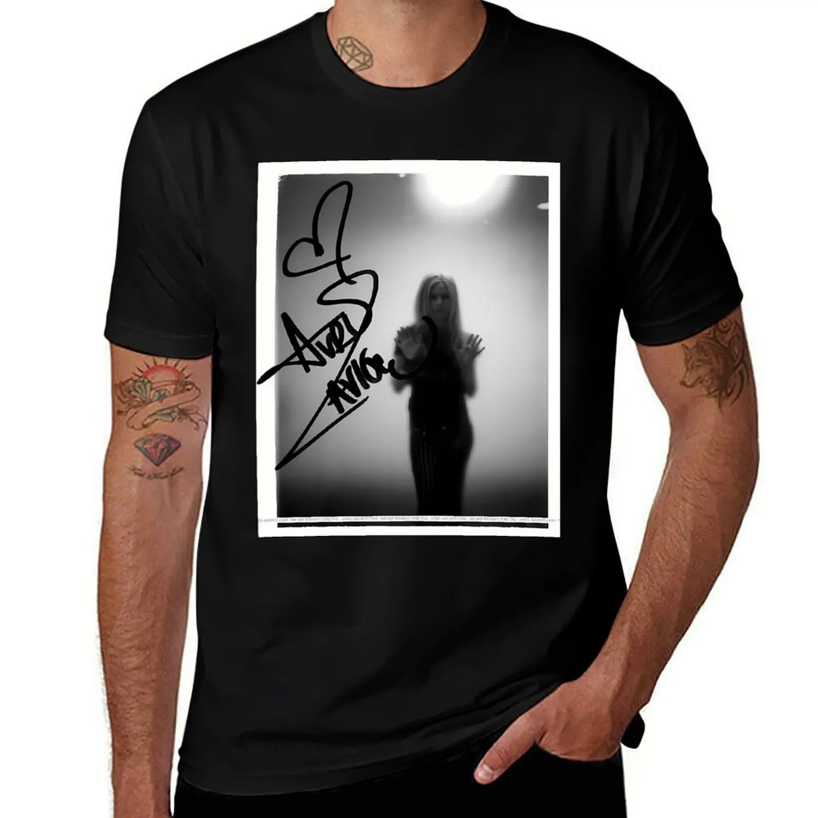

Avril Vintage - Avril Love Sux Tour 2023 T-Shirt sublime rapper graphic tees Funny t-shirt mens cotton t shirts